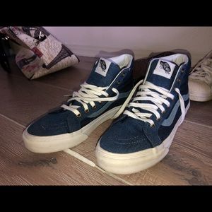 Women’s vans size 8.1/2